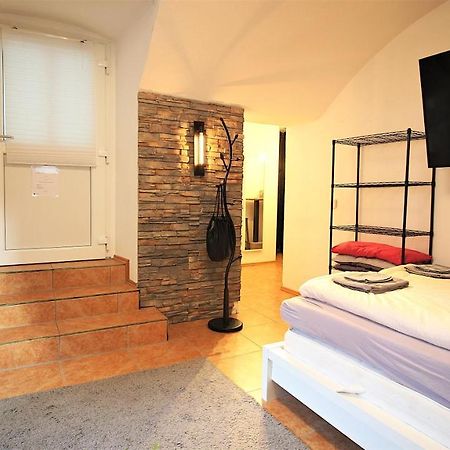 Xxx Fully Equipped Apartment Near Main Station! فورتسبورغ المظهر الخارجي الصورة