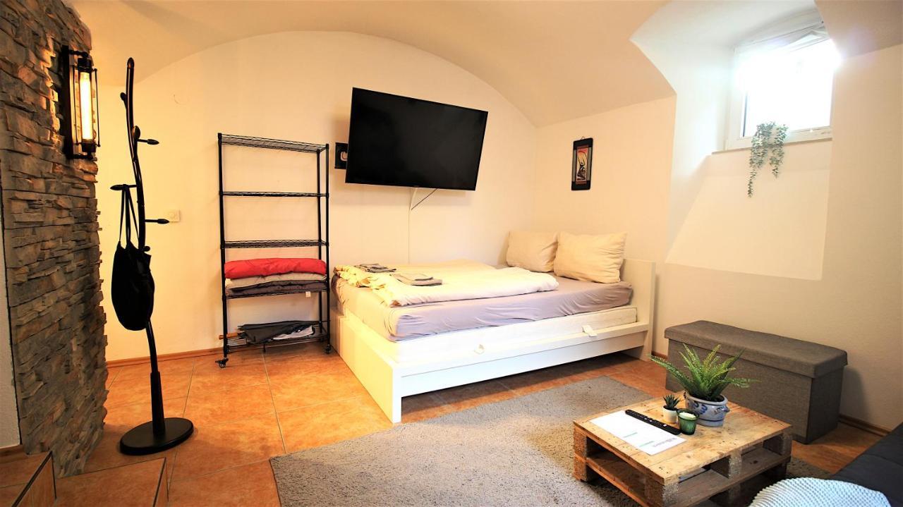 Xxx Fully Equipped Apartment Near Main Station! فورتسبورغ المظهر الخارجي الصورة